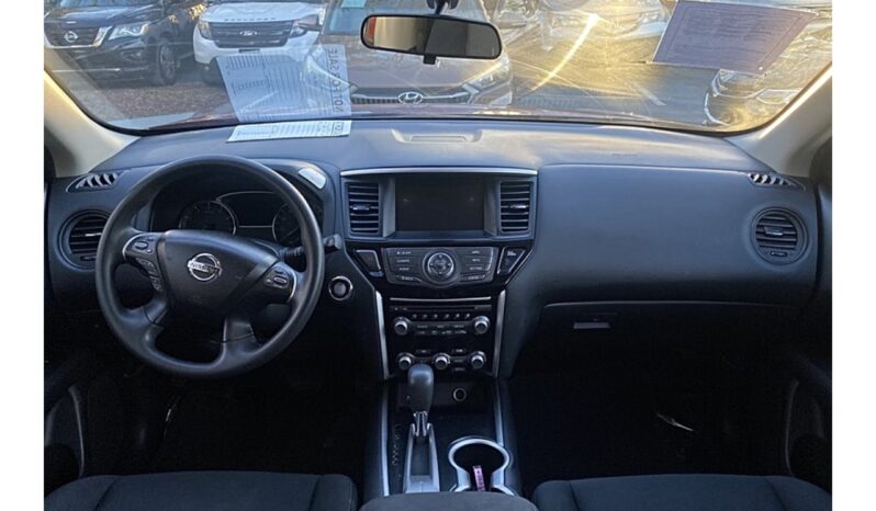 
								2017 Nissan Pathfinder S full									