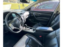 
										2015 Nissan Altima full									