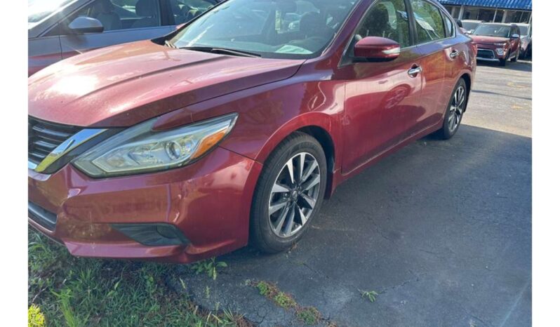 
								2016 Nissan Altima full									