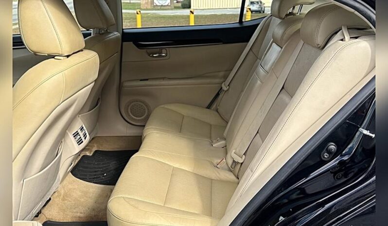 
								2013 Lexus ES 350 Base full									