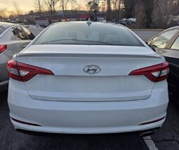 
										2016 Hyundai Sonata SE full									