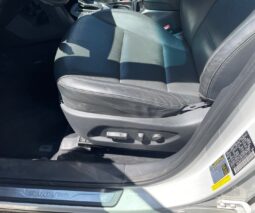 
										2019 Hyundai Santa Fe Limited Ultimate AWD full									