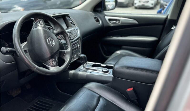 
								2017 NISSAN Pathfinder full									