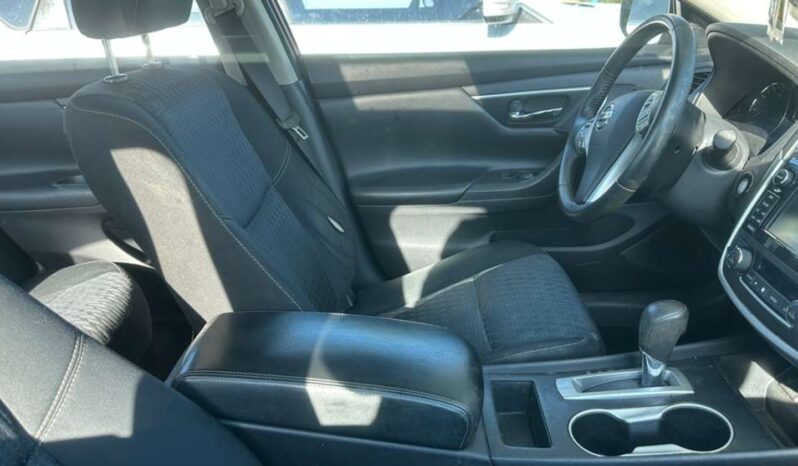 
								2016 Nissan Altima full									