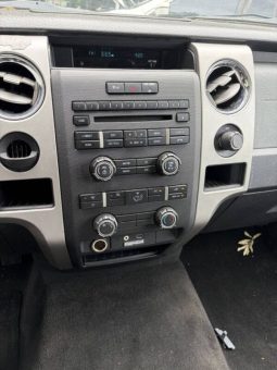 
										2011 Ford F-150 full									