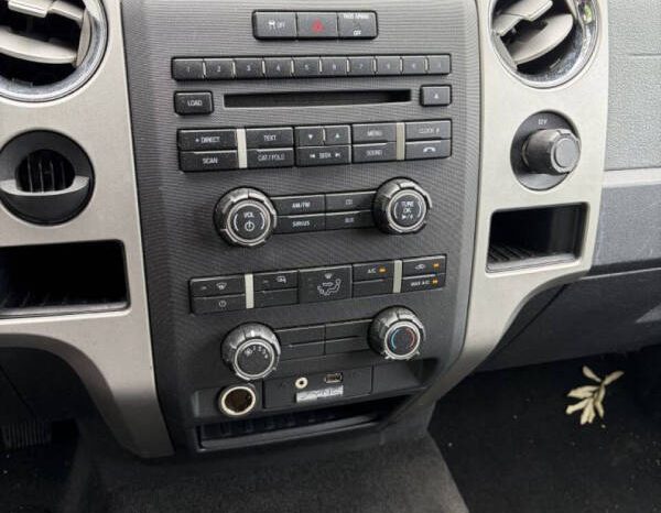 
								2011 Ford F-150 full									