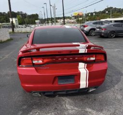 
										2012 Dodge Charger SE full									