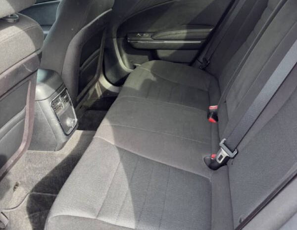 
								2012 Dodge Charger SE full									