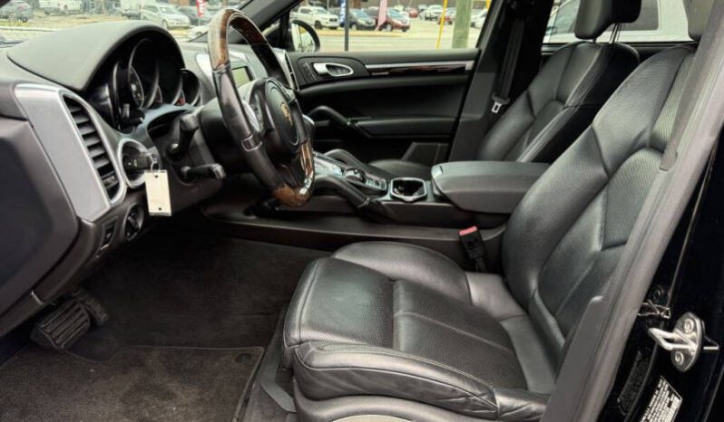 
								2014 Porsche Cayenne full									