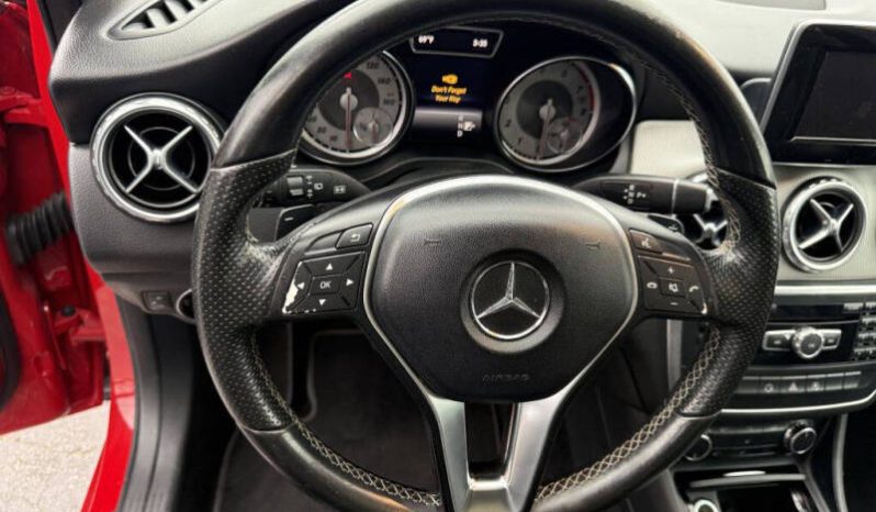 
								2015 Mercedes-Benz GLA GLA 250 full									