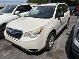 
										2015 Subaru Forester 2.5i full									