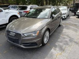 
										2016 Audi A3 Sportback e-tron full									