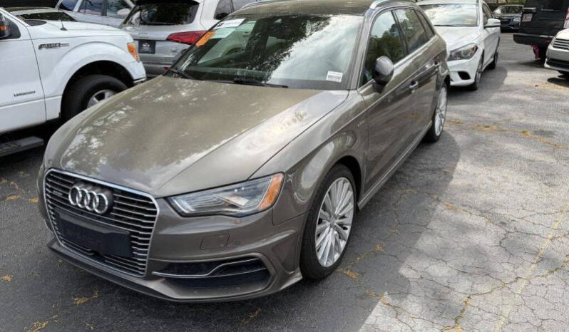 
								2016 Audi A3 Sportback e-tron full									