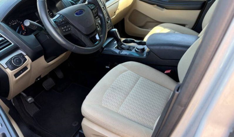 
								2016 Ford Explorer full									
