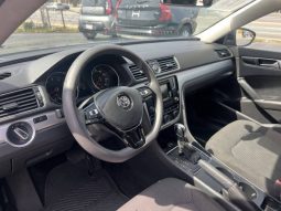 
										2016 Volkswagen Passat 1.8T S full									