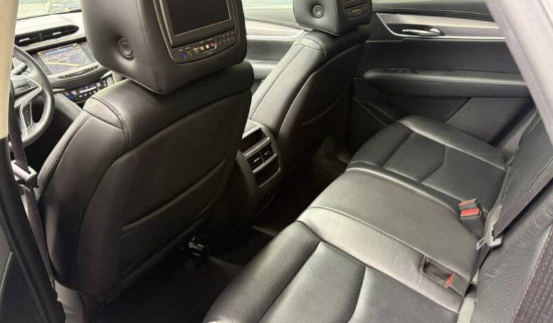 
								2017 Cadillac XT5 Premium Luxury full									