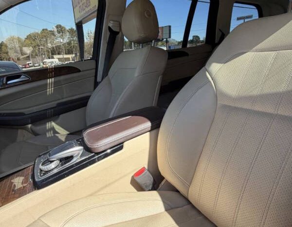 
								2017 Mercedes-Benz GLS GLS 450 full									