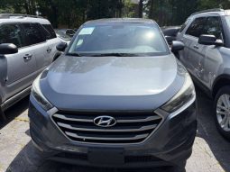 
										2018 Hyundai Tucson SE full									