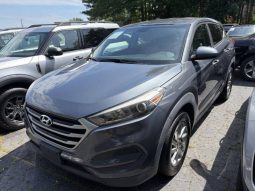 
										2018 Hyundai Tucson SE full									
