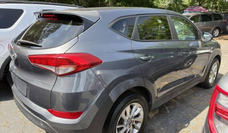 
								2018 Hyundai Tucson SE full									