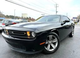 
										2019 Dodge Challenger SXT full									