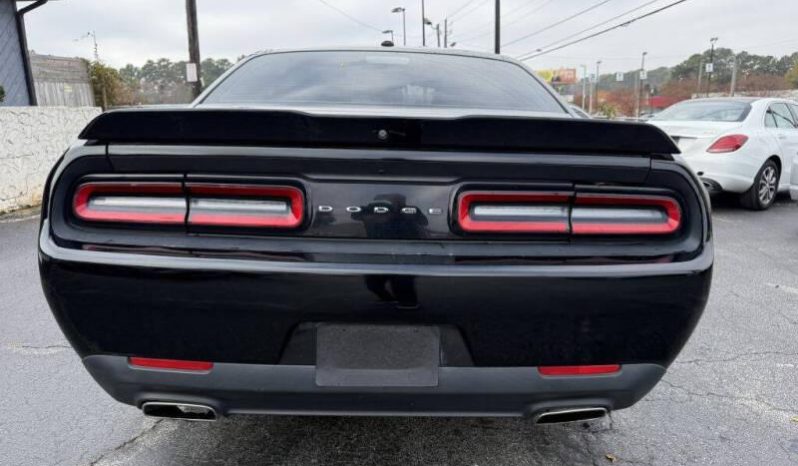 
								2019 Dodge Challenger SXT full									