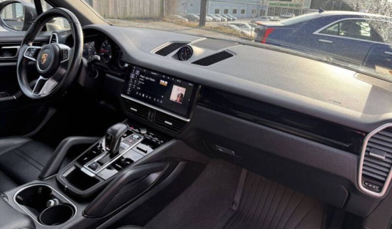 
								2020 Porsche Cayenne full									