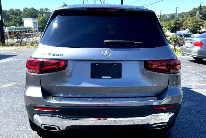 
								2021 Mercedes-Benz GLB GLB 250 full									