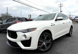 
										2022 Maserati Levante Modena full									