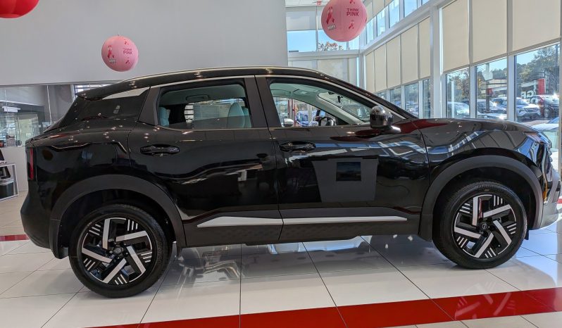 
								2026 Nissan Kicks SV full									
