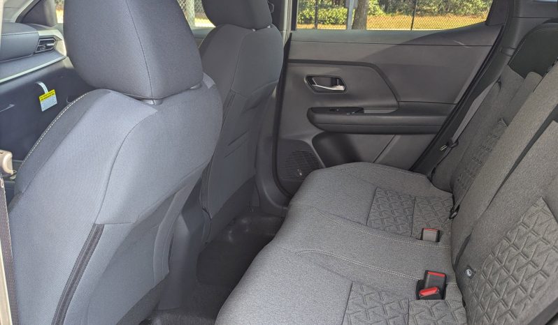 
								2026 Nissan Kicks SV full									