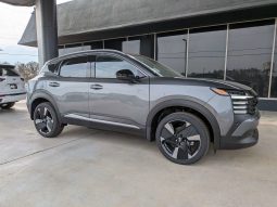 
										2026 Nissan Kicks SR full									
