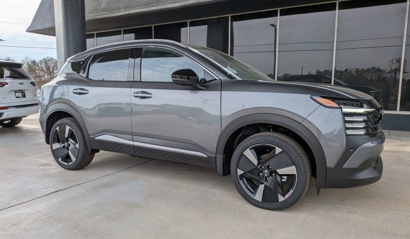 
								2026 Nissan Kicks SR full									