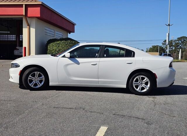 
								2020 Dodge Charger SXT full									