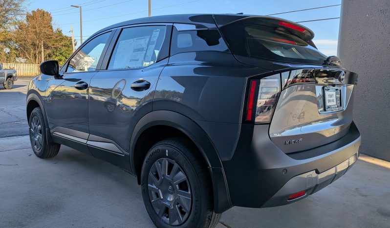 
								2026 Nissan Kicks S full									