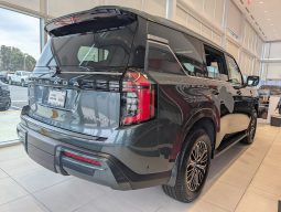 
										2026 Nissan Armada Platinum full									