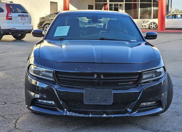 
								2019 Dodge Charger SXT full									