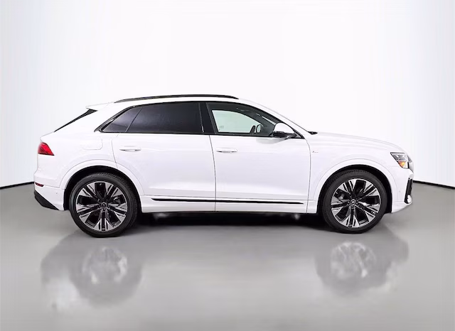 
								2026 Audi Q8 Premium Plus full									