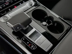 
										2026 Audi Q8 Premium Plus full									