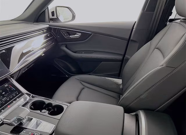 
								2026 Audi Q8 Premium Plus full									