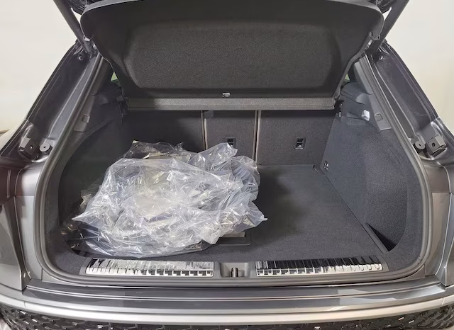 
								2026 Audi Q3 full									