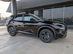 
										2026 Nissan Rogue SV full									