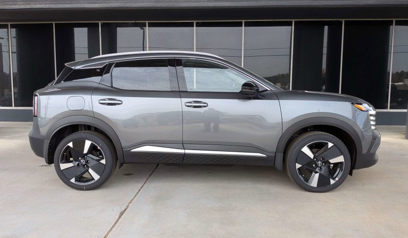
								2026 Nissan Kicks SR full									