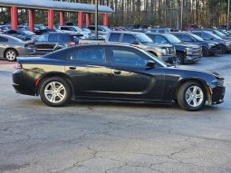 
										2019 Dodge Charger SXT full									