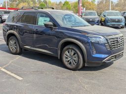 
										2026 Nissan Pathfinder SV full									