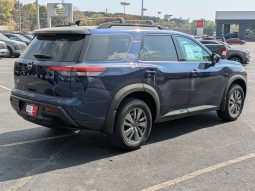 
										2026 Nissan Pathfinder SV full									
