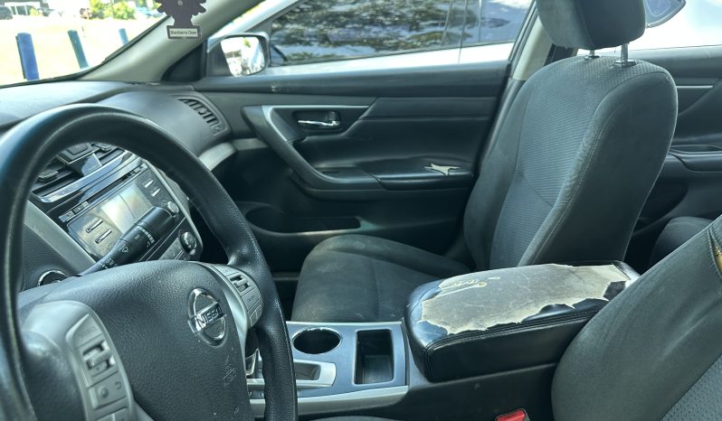 
								2015 Nissan Altima full									