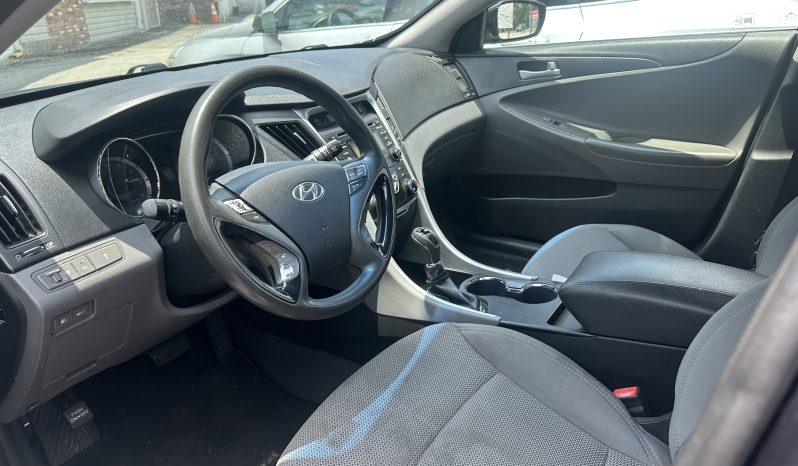 
								2013 Hyundai Sonata full									