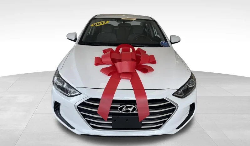 
								2017 Hyundai Elantra SE full									