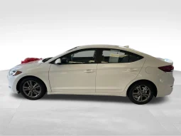 
										2017 Hyundai Elantra SE full									